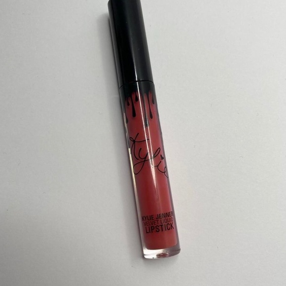 kylie cosmetics lip stick “dazzle” - Picture 2 of 4